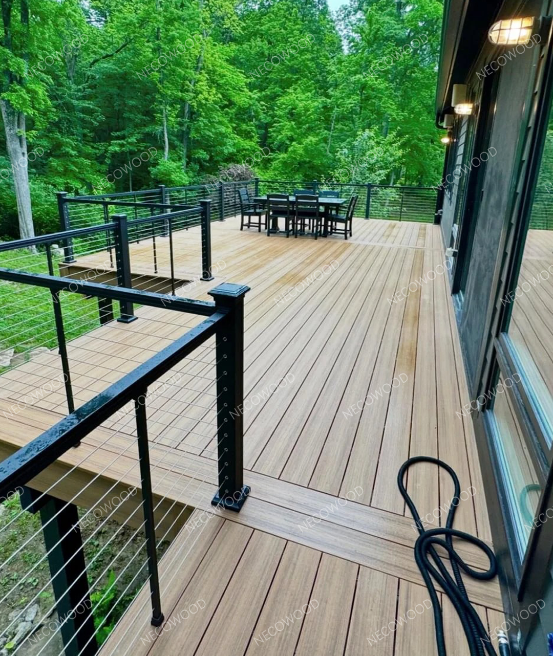 Solusi Penghiasan WPC Villa & Taman: Mengubah Kehidupan Luar Ruangan Mewah di Kuwait